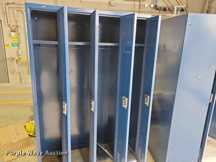 image for item DZ7214 Lockers