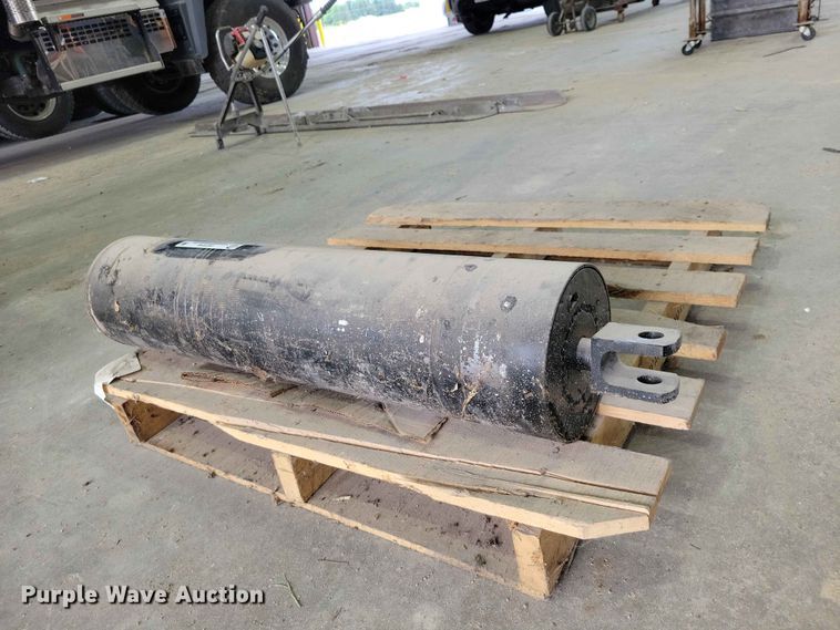 image for item DZ7216 Pack Mule air cylinder