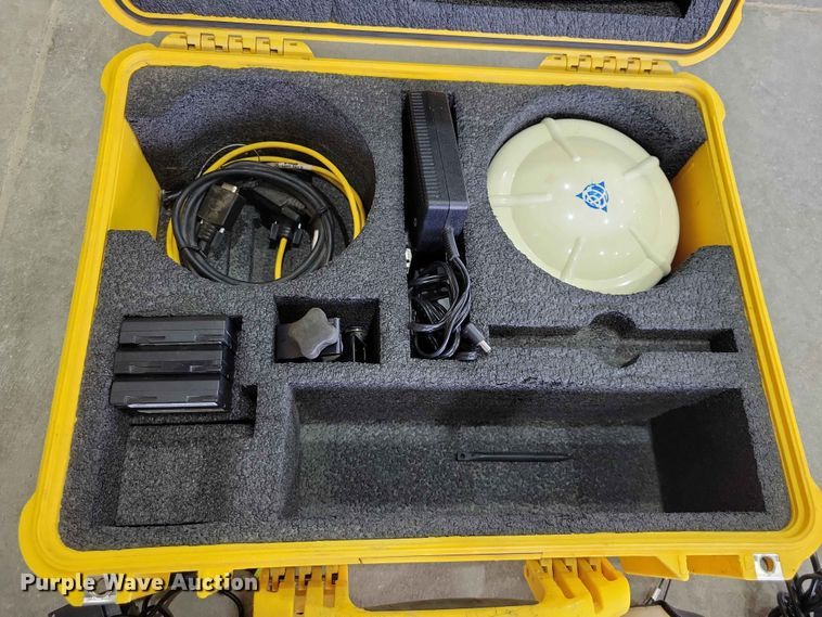 image for item DZ7218 Trimble R8 Model 2 GPS