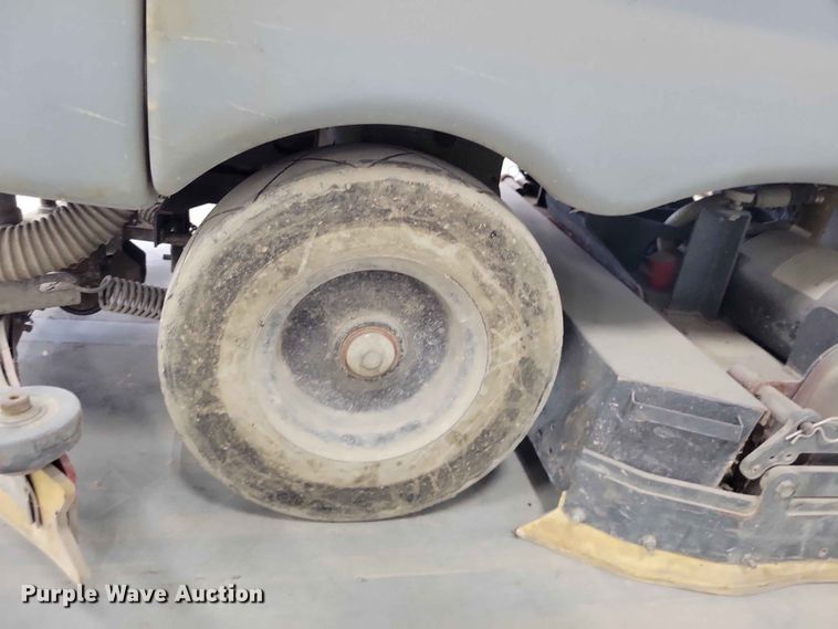 image for item DZ7219 Advance Advenger floor scrubber