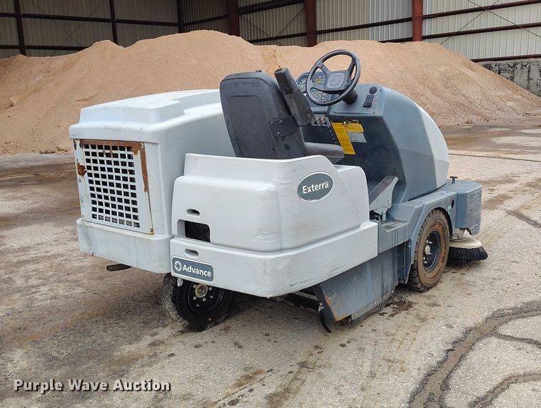 image for item ED0043 Advance Exterra 6340 floor sweeper