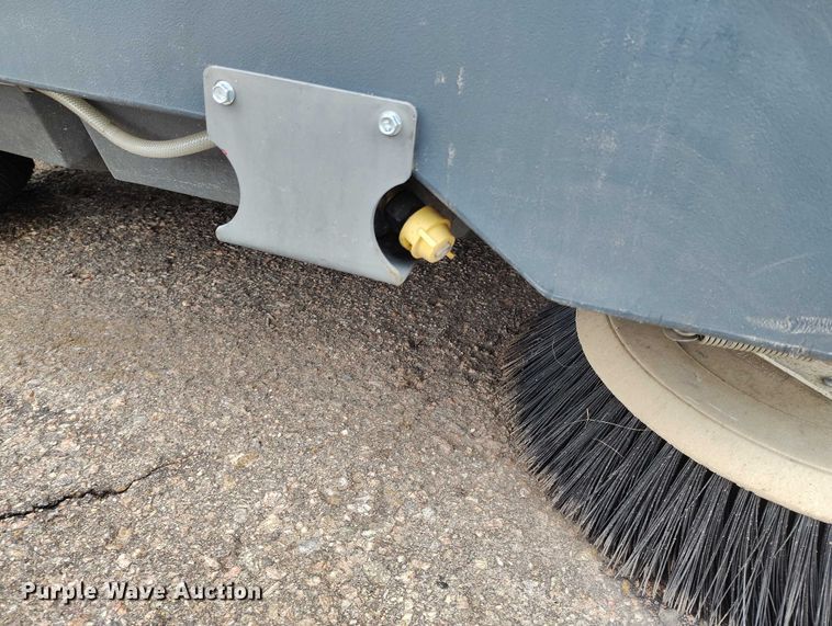 image for item ED0043 Advance Exterra 6340 floor sweeper