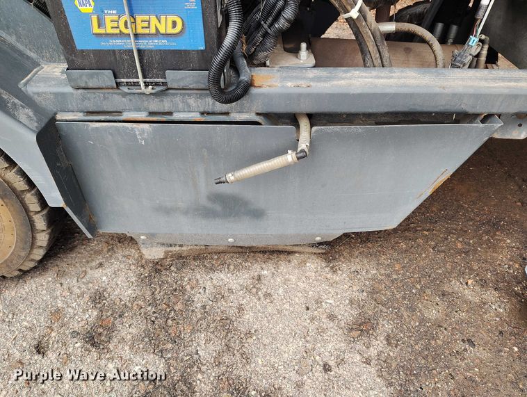 image for item ED0043 Advance Exterra 6340 floor sweeper