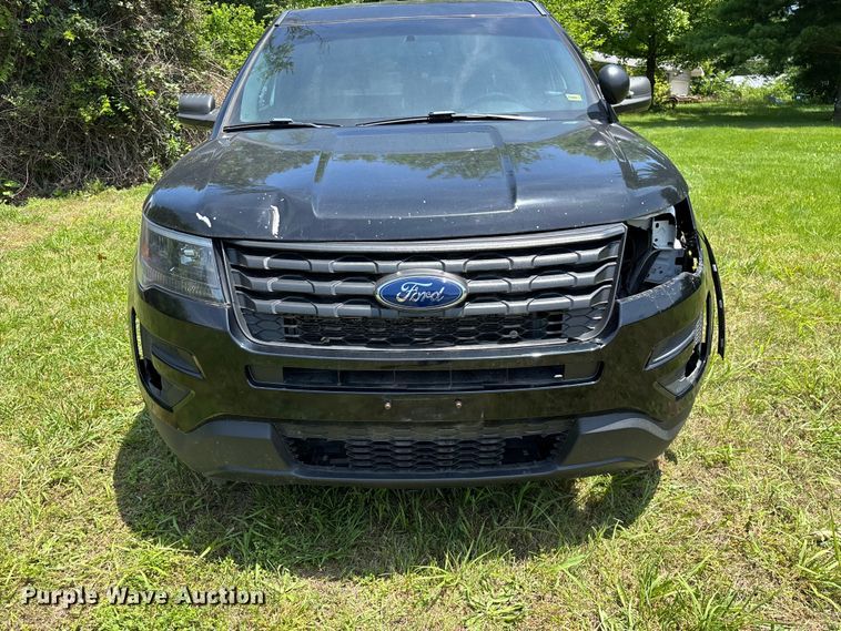 image for item ED2272 2019 Ford Explorer Police Interceptor SUV