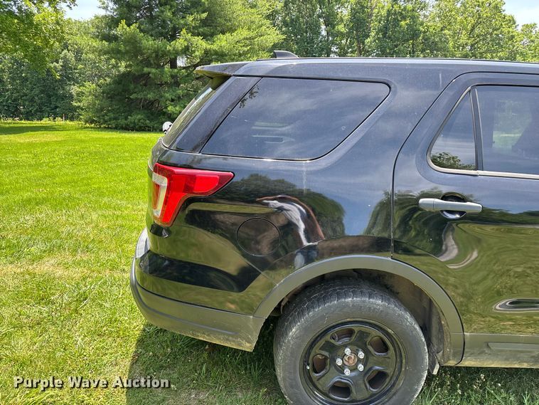image for item ED2272 2019 Ford Explorer Police Interceptor SUV