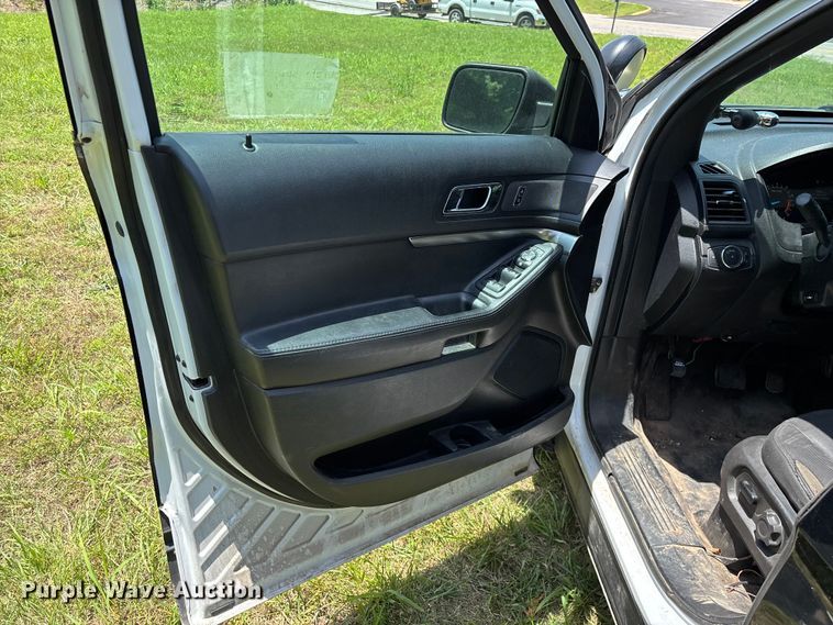 image for item ED2272 2019 Ford Explorer Police Interceptor SUV