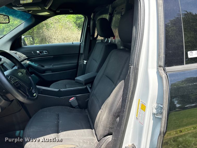 image for item ED2272 2019 Ford Explorer Police Interceptor SUV