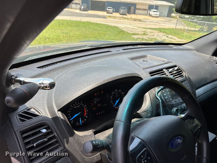 image for item ED2272 2019 Ford Explorer Police Interceptor SUV