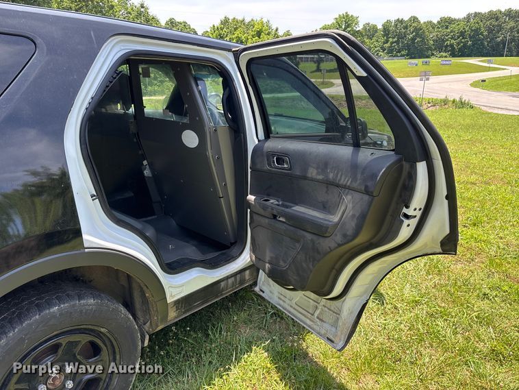 image for item ED2272 2019 Ford Explorer Police Interceptor SUV