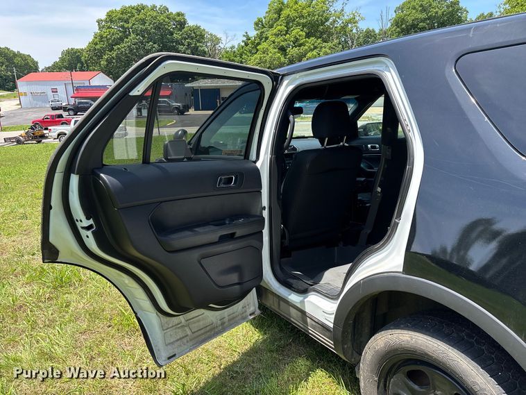 image for item ED2272 2019 Ford Explorer Police Interceptor SUV