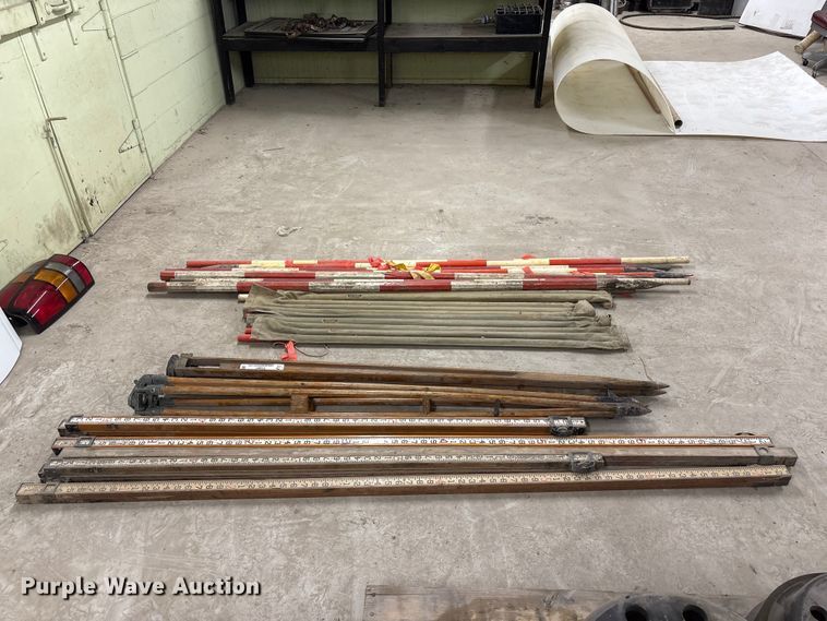 image for item EI5861 Surveying equipment