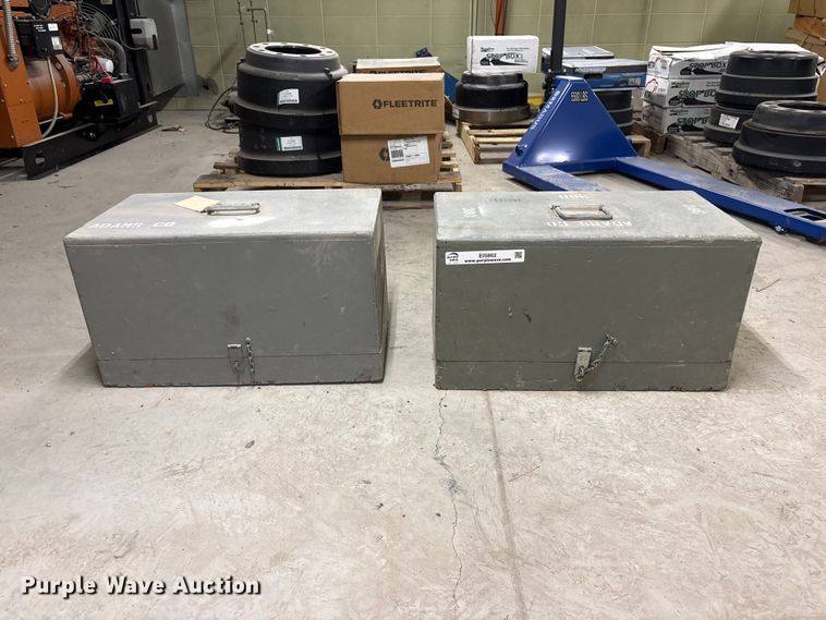 image for item EI5862 Ohaus scales