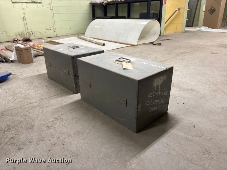 image for item EI5862 Ohaus scales