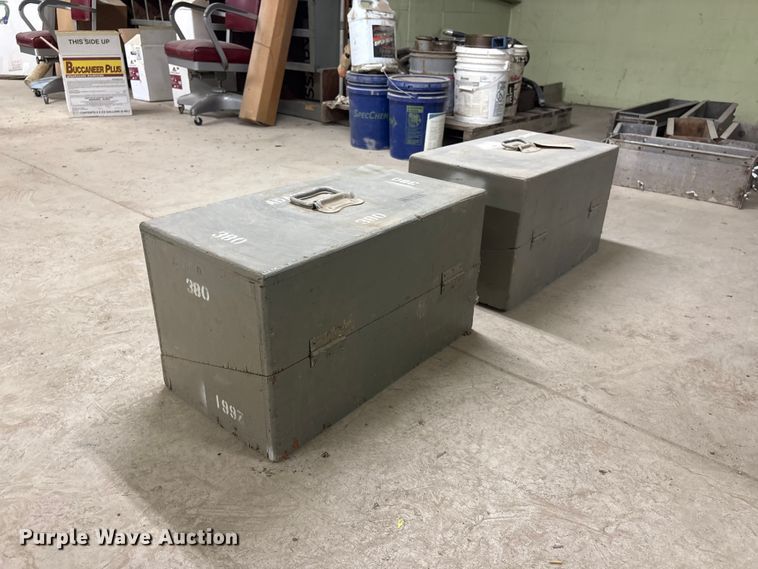 image for item EI5862 Ohaus scales