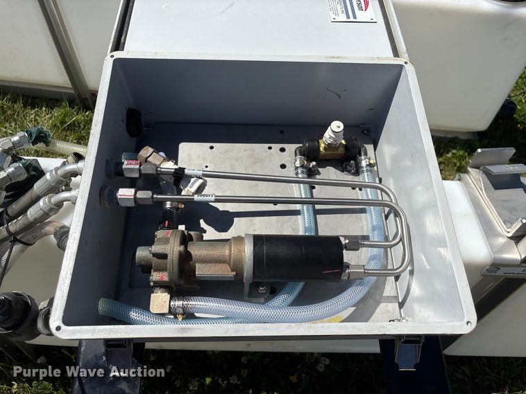image for item EI5865 (2) Henderson HEN113742 salt brine tanks