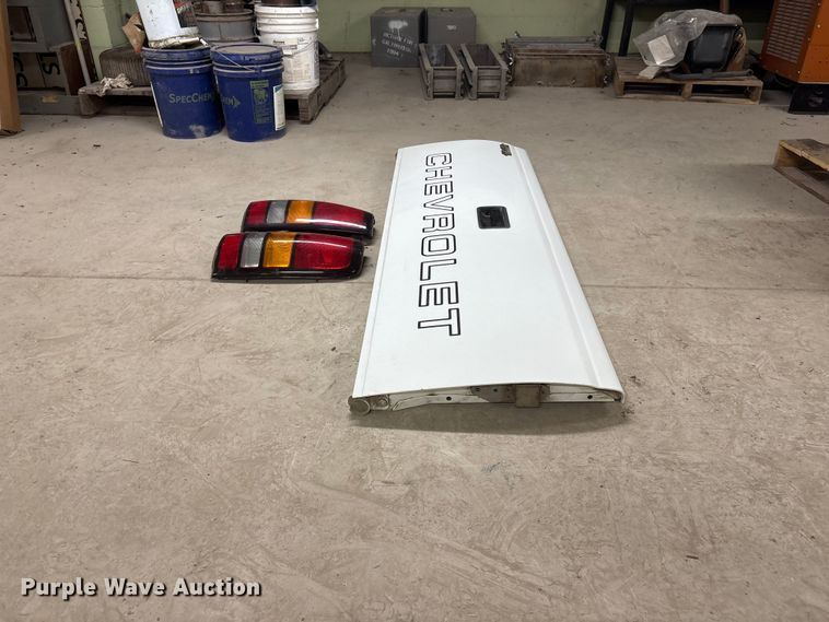 image for item EI5867 Automotive parts