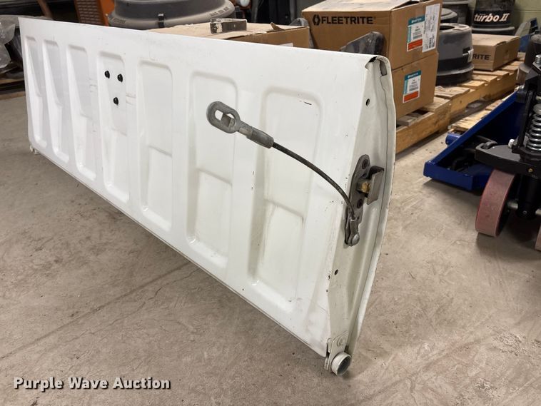 image for item EI5867 Automotive parts