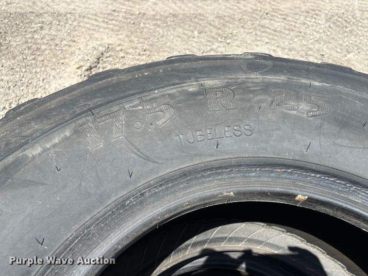 image for item EI5871 (5) 17.5R25 tires
