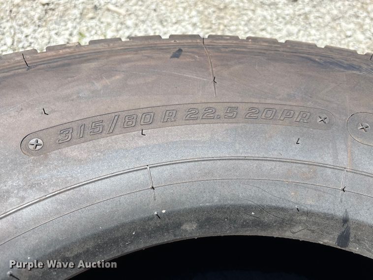 image for item EI5875 (2) Firestone FS820 315/80 R22.5 tires