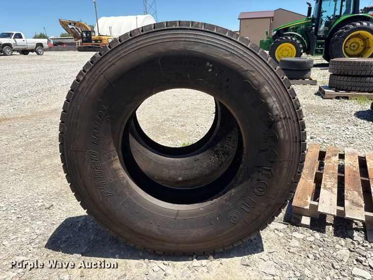 image for item EI5875 (2) Firestone FS820 315/80 R22.5 tires