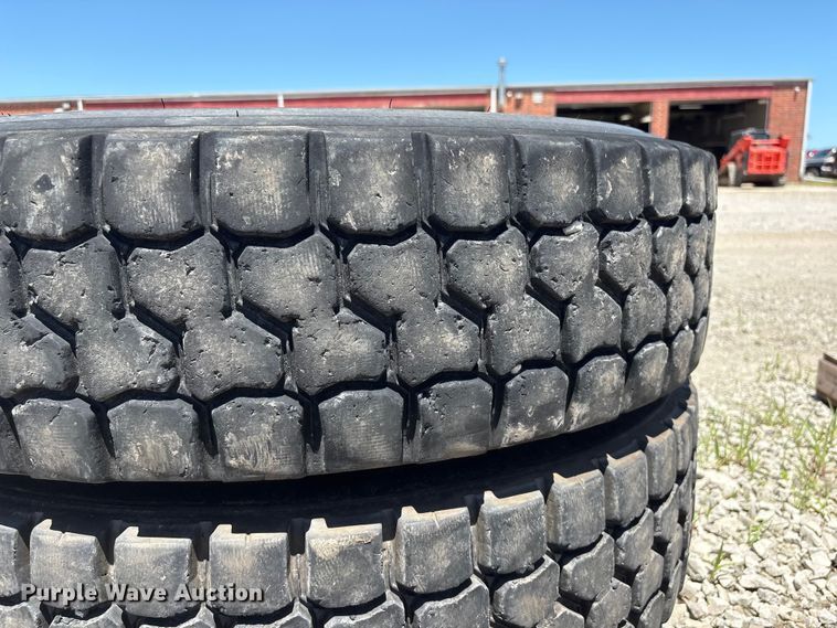 image for item EI5876 (2) BF Goodrich Cross Control 11R22.5D tires