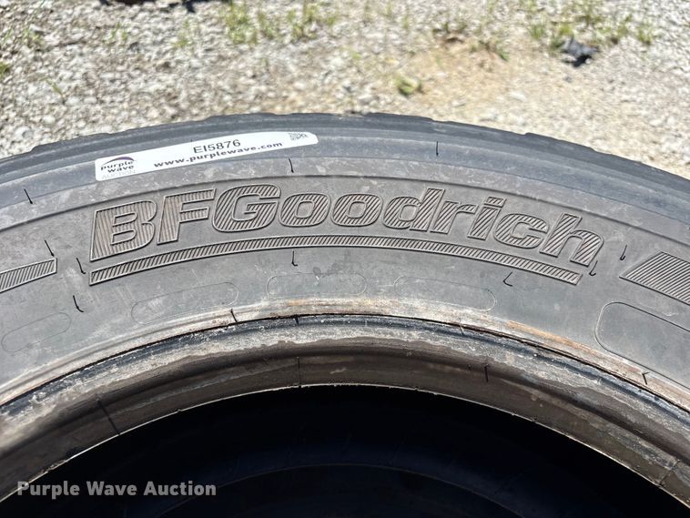 image for item EI5876 (2) BF Goodrich Cross Control 11R22.5D tires