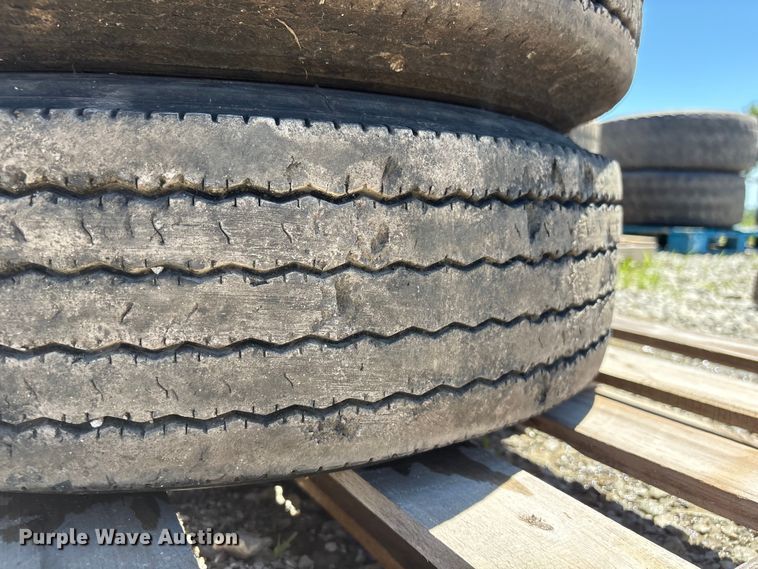 image for item EI5877 (2) Rainier ST R525 215/75R17.5 tires