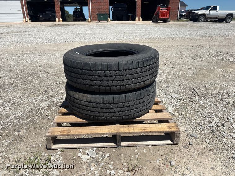 image for item EI5879 (2) Goodyear Wrangler P265/70R17 tires