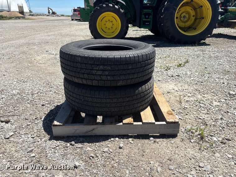 image for item EI5879 (2) Goodyear Wrangler P265/70R17 tires