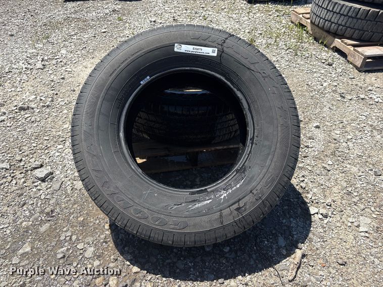 image for item EI5879 (2) Goodyear Wrangler P265/70R17 tires