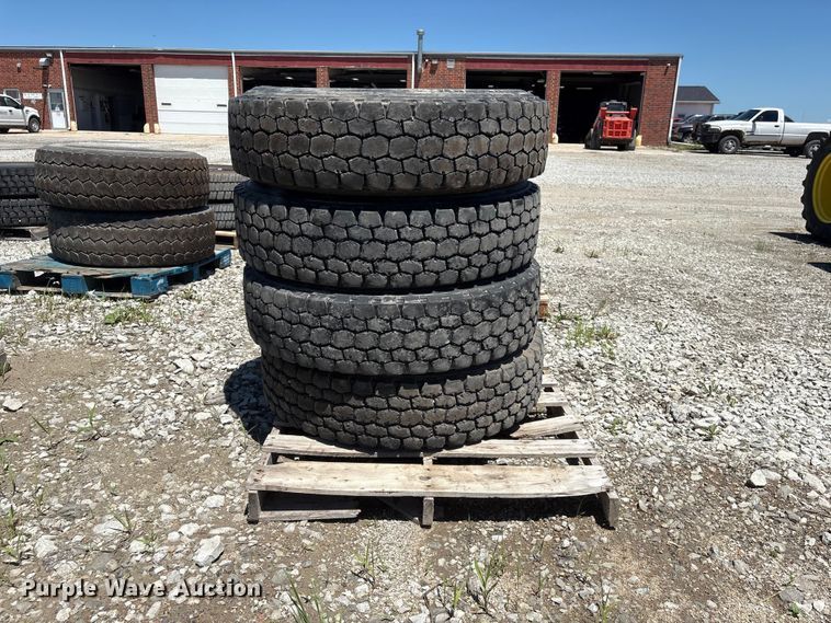 image for item EI5882 (4) Dayton D620D 11R22.5 tires