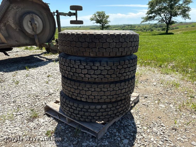 image for item EI5882 (4) Dayton D620D 11R22.5 tires