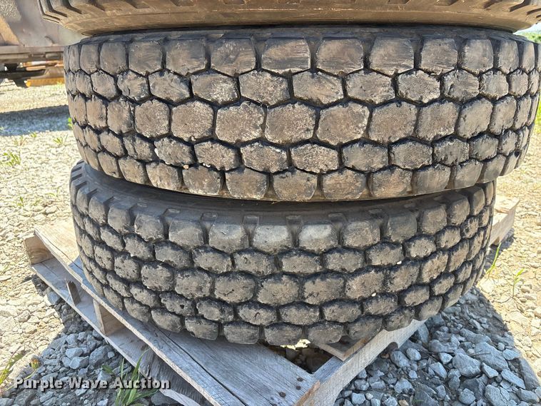 image for item EI5882 (4) Dayton D620D 11R22.5 tires