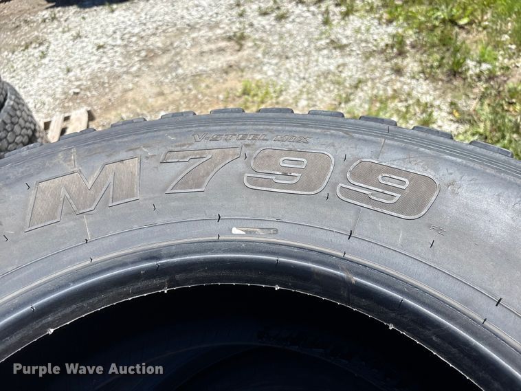 image for item EI5884 (5) Bridgestone M799 11R22.5 tires