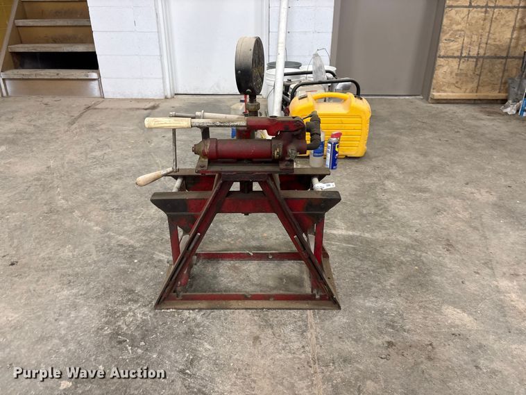 image for item EI5887 6