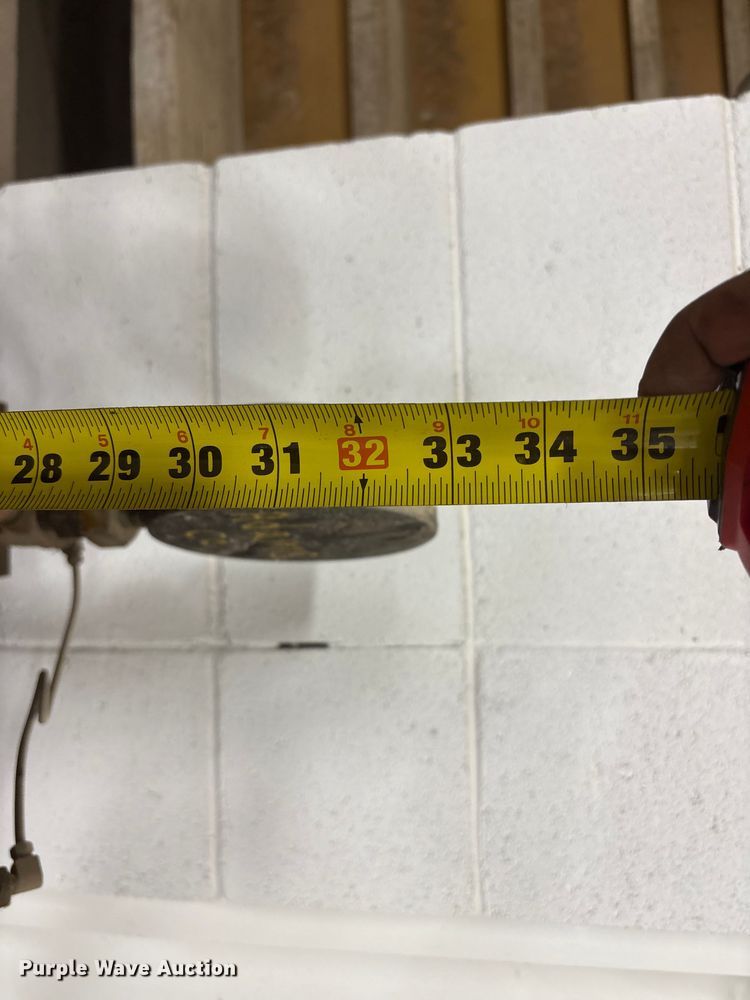 image for item EI5887 6