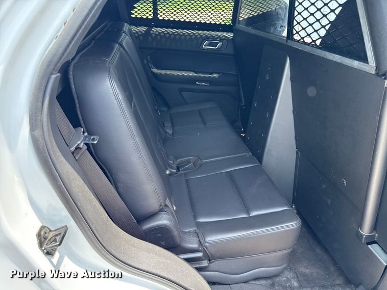 image for item EN0314 2015 Ford Explorer Police SUV