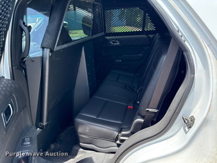 image for item EN0314 2015 Ford Explorer Police SUV