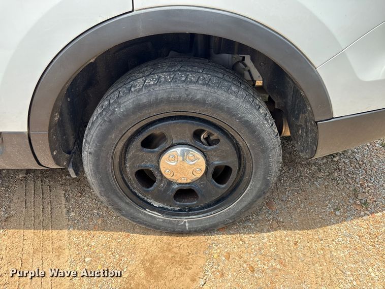 image for item EN0314 2015 Ford Explorer Police SUV