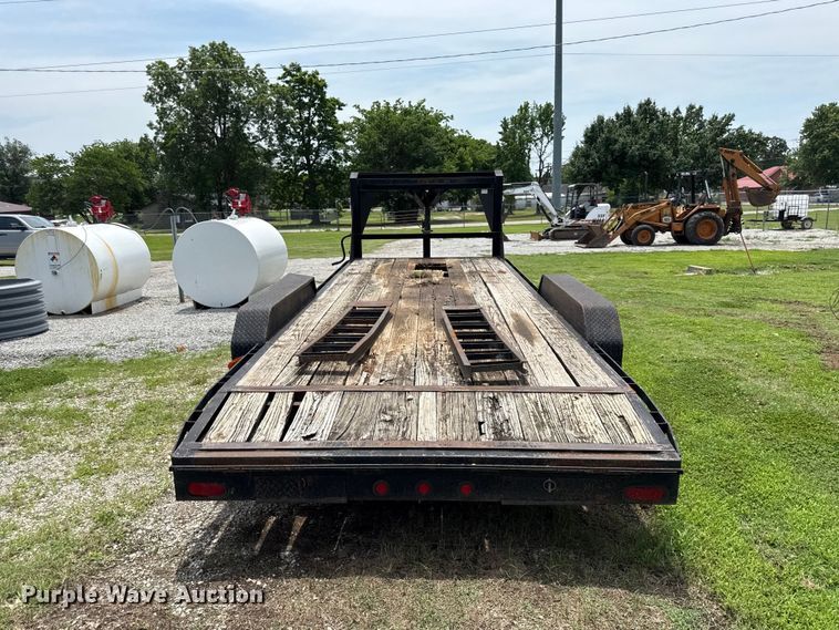 image for item EN0315 Lone Star Trailer equipment trailer