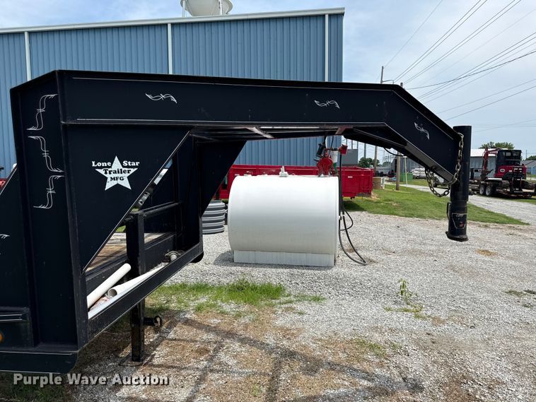 image for item EN0315 Lone Star Trailer equipment trailer