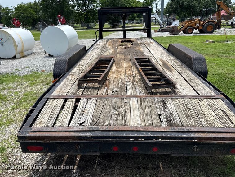 image for item EN0315 Lone Star Trailer equipment trailer