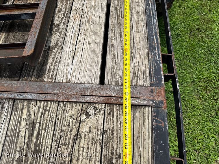 image for item EN0315 Lone Star Trailer equipment trailer