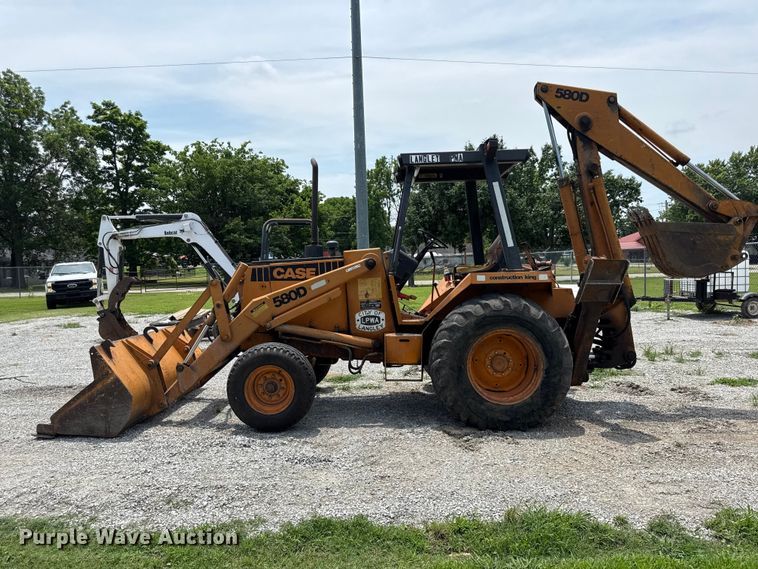 image for item EN0316 Case 580D backhoe