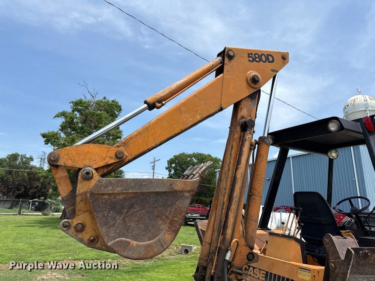 image for item EN0316 Case 580D backhoe