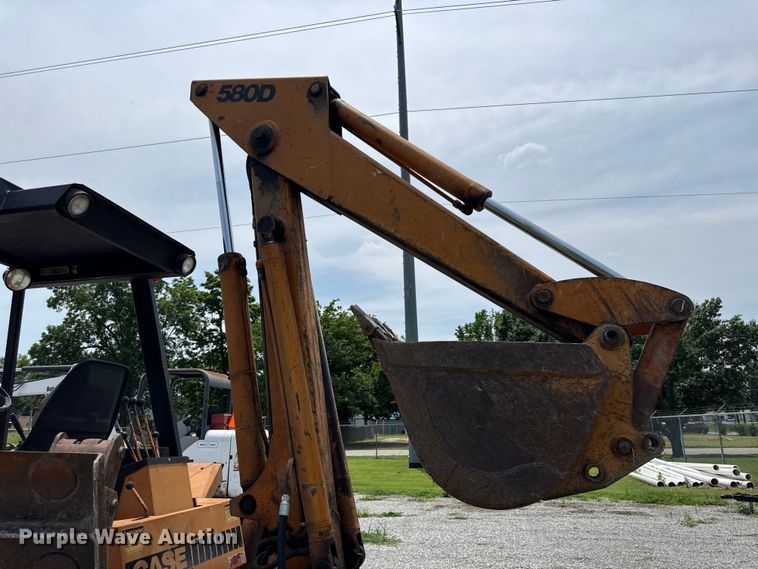 image for item EN0316 Case 580D backhoe