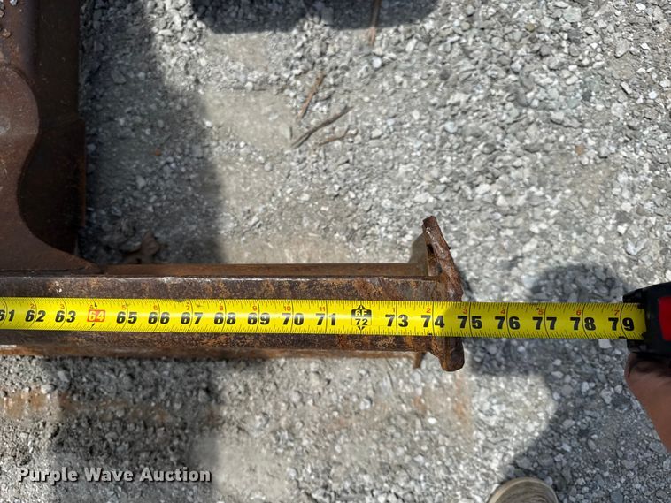 image for item EN0317 2002 Bobcat 337D mini excavator