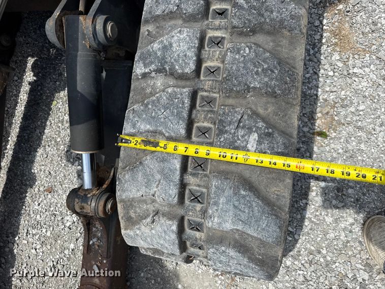 image for item EN0317 2002 Bobcat 337D mini excavator