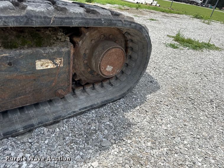 image for item EN0317 2002 Bobcat 337D mini excavator