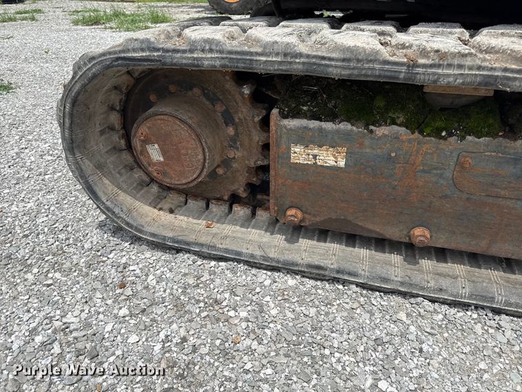image for item EN0317 2002 Bobcat 337D mini excavator